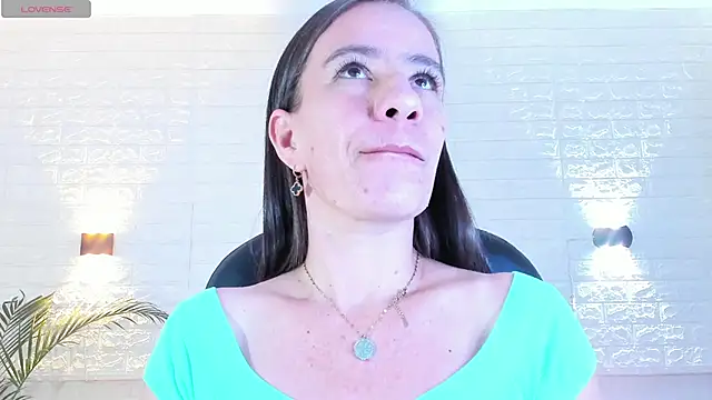 Snapshot of millie_brown21 chatting on March 2026 12:34:01 PM millie brown21 online show from March 2026 12:34:01 PM