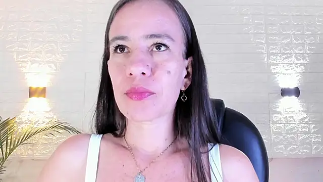 Snapshot of millie_brown21 chatting on March 2026 08:12:01 PM millie brown21 online show from March 2026 08:12:01 PM