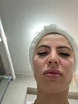 Snapshot of Megan_Ros chatting on March 2026 04:18:01 AM Megan Ros online show from March 2026 04:18:01 AM