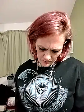 Snapshot of renegade_vyxxen chatting on March 2025 05:00:02 AM renegade vyxxen online show from March 2025 05:00:02 AM