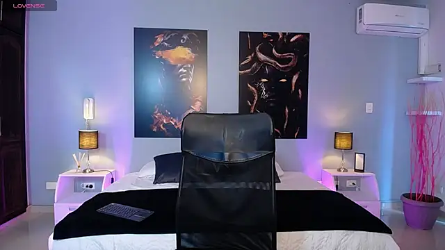 JasmineCampbell  online show from October 2025 08:27:02 PM