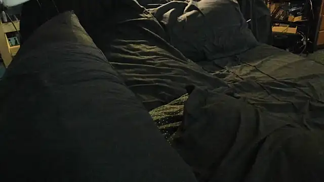 Snapshot of Dark_Asteroid chatting on January 2026 02:05:02 AM Dark Asteroid online show from January 2026 02:05:02 AM