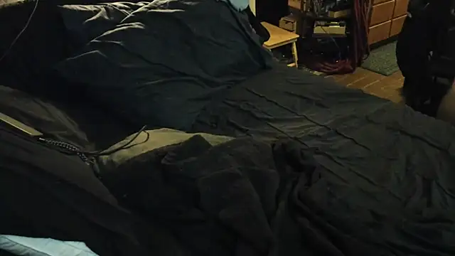 Snapshot of Dark_Asteroid chatting on February 2026 10:15:02 AM Dark Asteroid online show from February 2026 10:15:02 AM