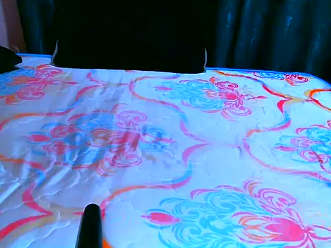 Pretty kara online show from February 2026 10:48:02 PM