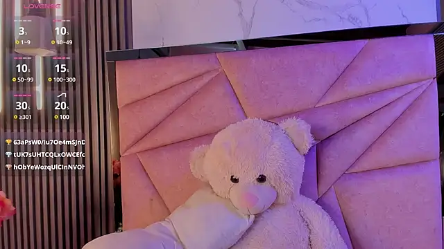 Snapshot of Alisse_Miller chatting on March 2025 08:16:02 AM Alisse Miller online show from March 2025 08:16:02 AM