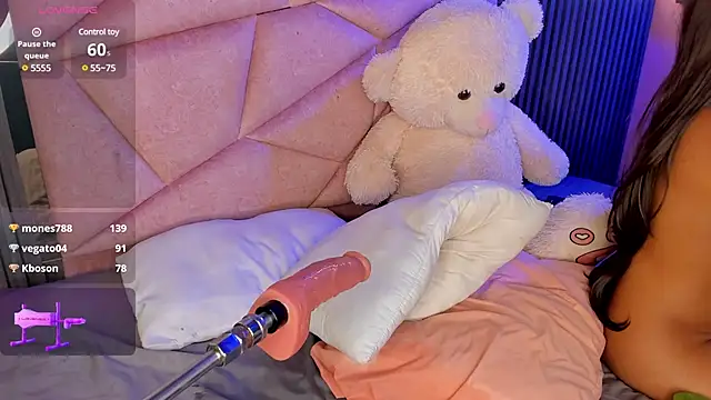 Snapshot of Alisse_Miller chatting on March 2025 07:53:01 AM Alisse Miller online show from March 2025 07:53:01 AM