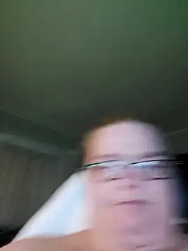 SexyWhiteChocolate online show from December 2024 04:37:02 AM