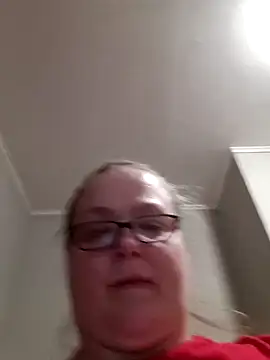 SexyWhiteChocolate online show from March 2025 02:04:02 AM