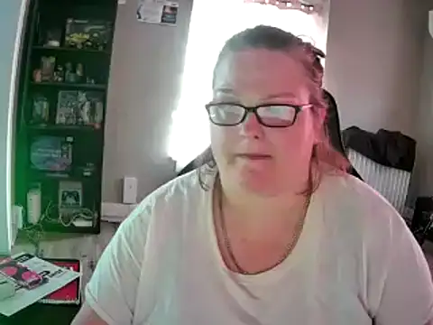 SexyWhiteChocolate online show from September 2025 09:58:01 PM