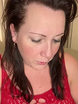 Snapshot of xsexycurvymilf chatting on February 2025 02:55:02 PM xsexycurvymilf online show from February 2025 02:55:02 PM