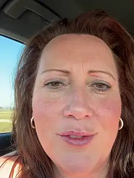 Snapshot of xsexycurvymilf chatting on March 2025 09:24:02 AM xsexycurvymilf online show from March 2025 09:24:02 AM