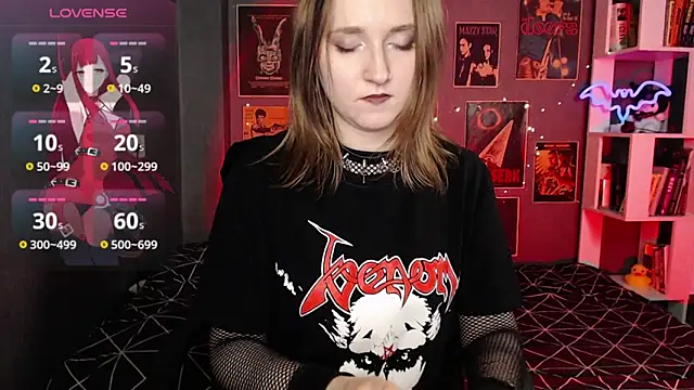 Snapshot of Viper_kiss chatting on April 2026 06:46:01 PM Viper kiss online show from April 2026 06:46:01 PM