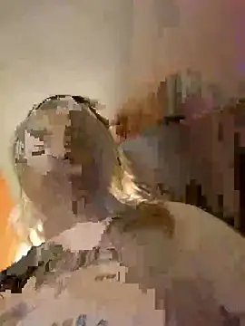 Snapshot of Jlo_69 chatting on January 2025 11:50:01 PM Jlo 69 online show from January 2025 11:50:01 PM