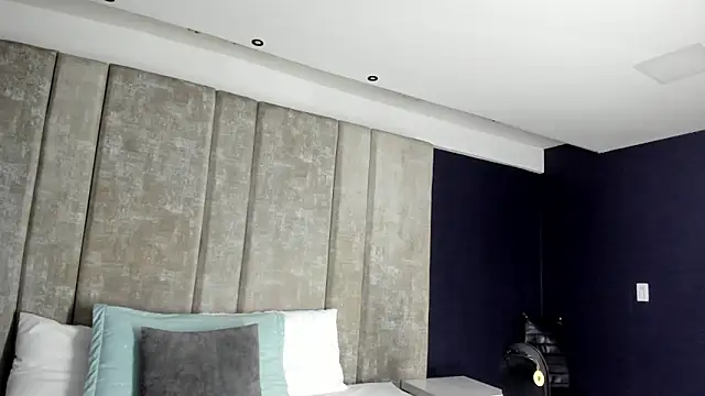 Amareto  online show from February 2026 10:02:01 AM