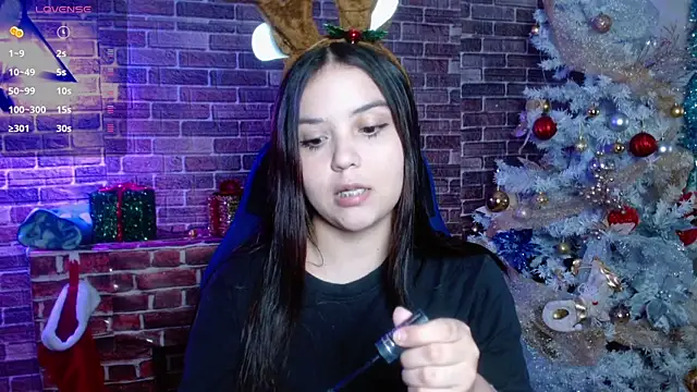 Snapshot of Lorena_warren chatting on December 2025 05:13:01 AM Lorena warren online show from December 2025 05:13:01 AM