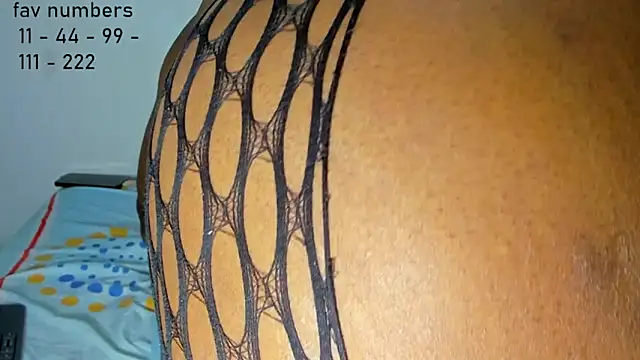 Snapshot of aphrodites_ass chatting on June 2026 05:45:02 AM aphrodites ass online show from June 2026 05:45:02 AM