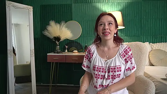 HaileyMoonn online show from July 2026 03:55:01 AM