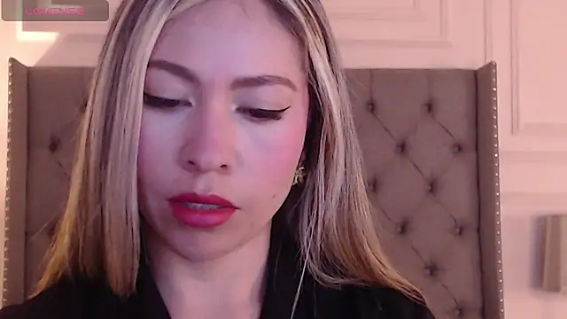 Ammy Castro online show from February 2025 03:28:02 PM