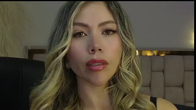 Ammy Castro online show from February 2026 09:24:01 PM