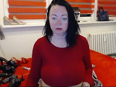 Snapshot of Alexie33 chatting on February 2025 05:58:02 PM Alexie33 online show from February 2025 05:58:02 PM