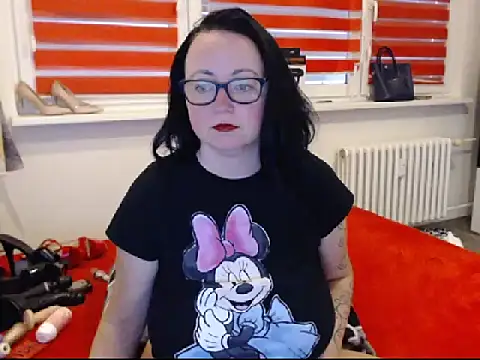 Snapshot of Alexie33 chatting on February 2025 08:17:01 AM Alexie33 online show from February 2025 08:17:01 AM