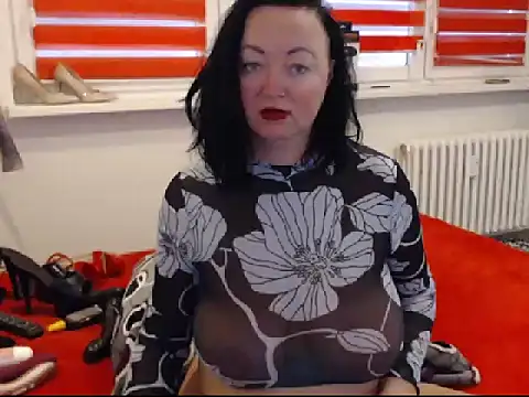 Snapshot of Alexie33 chatting on February 2025 10:52:01 AM Alexie33 online show from February 2025 10:52:01 AM