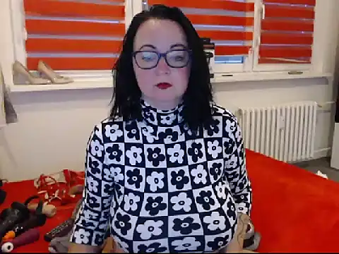 Snapshot of Alexie33 chatting on March 2025 06:02:02 AM Alexie33 online show from March 2025 06:02:02 AM