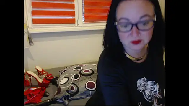 Snapshot of Alexie33 chatting on September 2025 06:24:01 AM Alexie33 online show from September 2025 06:24:01 AM