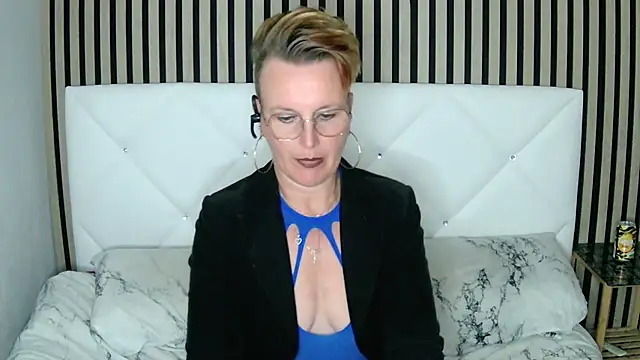 xxNoeliaxx online show from January 2025 03:08:02 PM