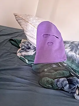 molozeb online show from October 2025 12:16:02 PM