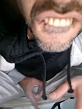 molozeb online show from October 2025 04:44:02 PM