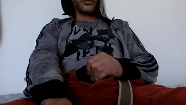 Snapshot of molozeb chatting on March 2026 08:07:01 AM molozeb online show from March 2026 08:07:01 AM