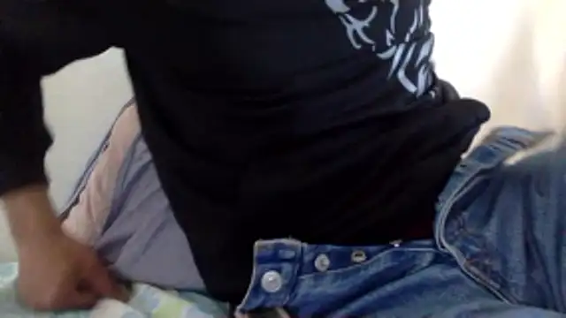 Snapshot of molozeb chatting on April 2026 07:36:02 AM molozeb online show from April 2026 07:36:02 AM