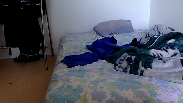 Snapshot of molozeb chatting on April 2026 04:53:02 PM molozeb online show from April 2026 04:53:02 PM