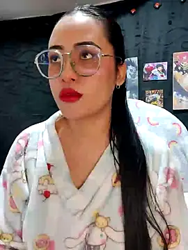 Snapshot of Janna_mnt chatting on December 2024 05:16:02 AM Janna mnt online show from December 2024 05:16:02 AM