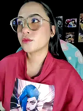 Snapshot of Janna_mnt chatting on January 2025 05:50:01 AM Janna mnt online show from January 2025 05:50:01 AM