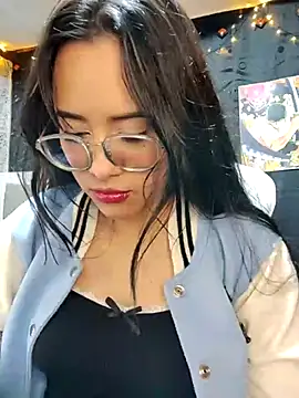 Snapshot of Janna_mnt chatting on February 2025 05:44:02 AM Janna mnt online show from February 2025 05:44:02 AM