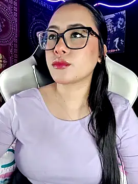 Snapshot of Janna_mnt chatting on April 2026 01:33:01 AM Janna mnt online show from April 2026 01:33:01 AM