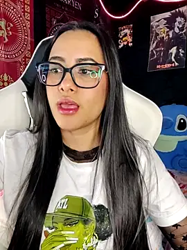 Snapshot of Janna_mnt chatting on April 2026 02:58:01 AM Janna mnt online show from April 2026 02:58:01 AM