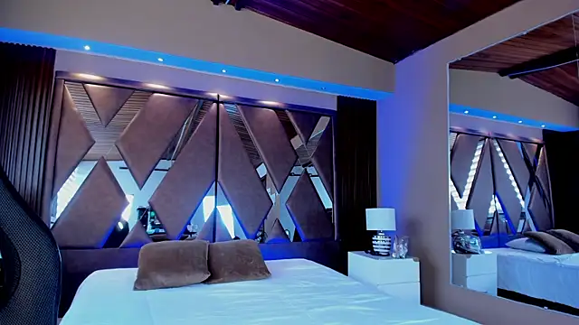 carina rossi online show from February 2025 06:31:02 PM