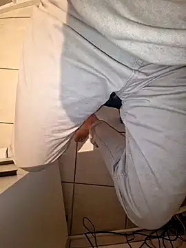 Snapshot of Lorent6969 chatting on February 2025 06:10:02 AM Lorent6969 online show from February 2025 06:10:02 AM