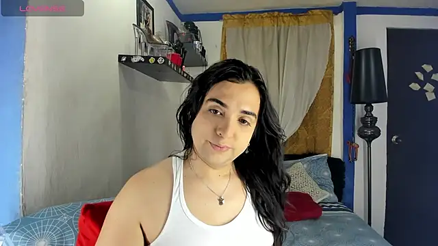 SARAMISHA online show from November 2025 06:35:02 PM