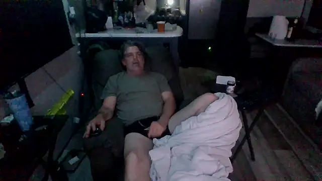 Snapshot of lateniter chatting on March 2026 06:19:01 AM lateniter online show from March 2026 06:19:01 AM