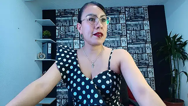 Snapshot of Agata-Moon chatting on March 2026 05:12:02 PM Agata-Moon online show from March 2026 05:12:02 PM