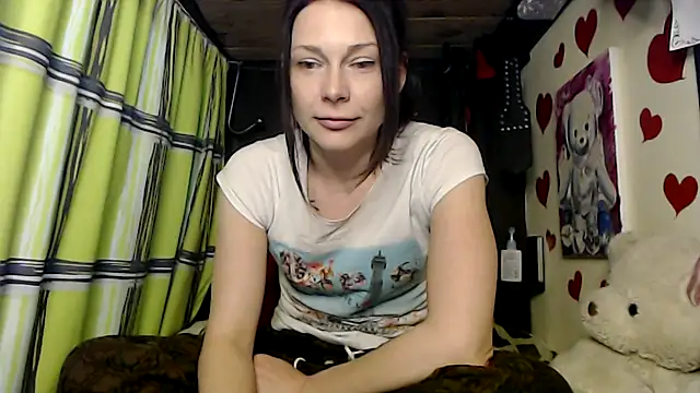 Snapshot of HarleyQuinn_69 chatting on March 2025 10:00:02 PM HarleyQuinn 69 online show from March 2025 10:00:02 PM