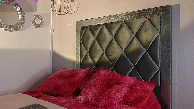 Snapshot of ashley_brend chatting on April 2026 09:17:01 PM ashley brend online show from April 2026 09:17:01 PM