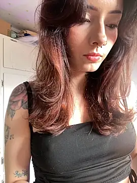 LiliJones  online show from September 2025 04:18:01 PM