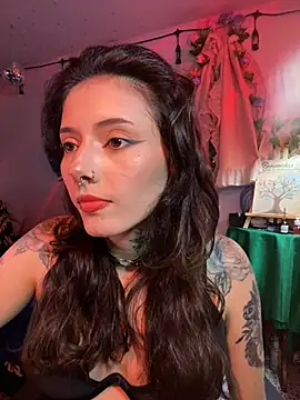 LiliJones  online show from April 2026 07:26:01 PM