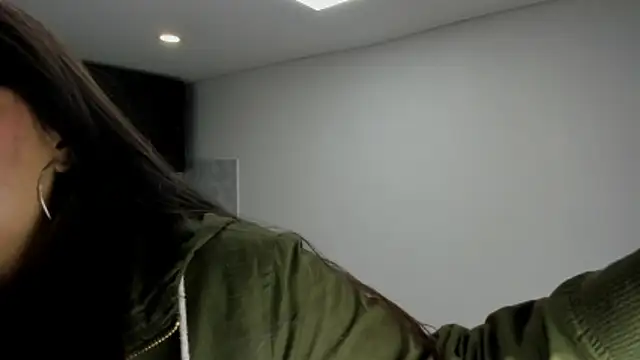 Luna Dumont online show from November 2025 11:10:02 AM