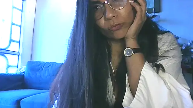 Luna Dumont online show from April 2026 07:58:02 PM